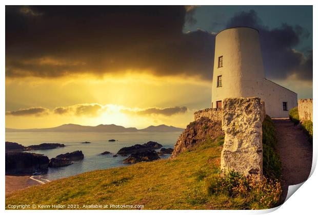 Tyr Mawr lighthouse at sunse Print by Kevin Hellon