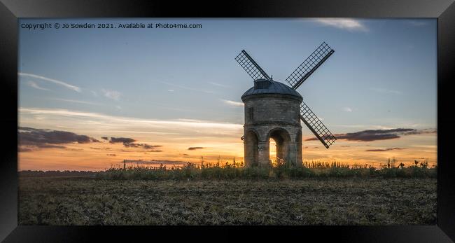 Chesterton Windmill at sunset Framed Print by Jo Sowden