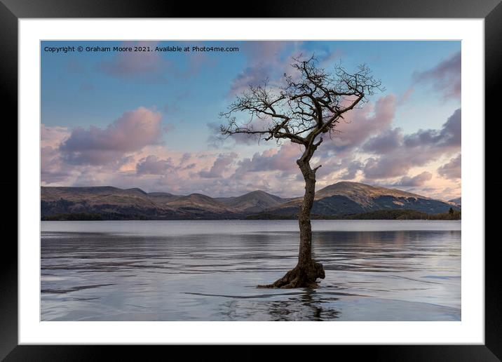 Milarrochy Bay high water sunset Framed Mounted Print by Graham Moore
