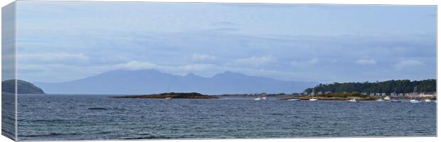 The Eileans Millport, Arran`s mountains as backdro Canvas Print by Allan Durward Photography