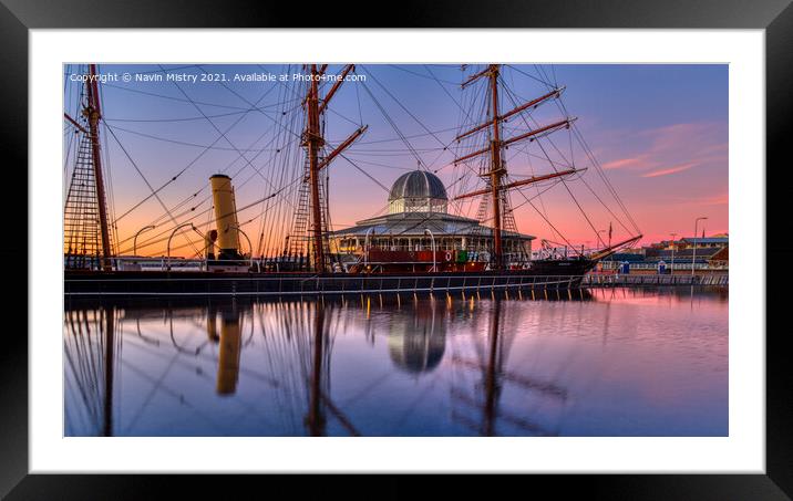 The RRS Discovery, Dundee  Framed Mounted Print by Navin Mistry