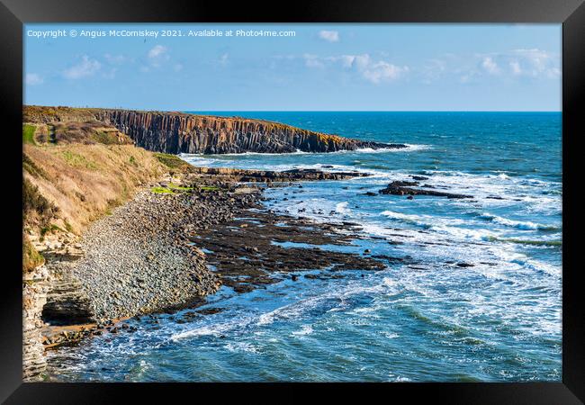 Rocky shoreline at Cullernose Point Northumberland Framed Print by Angus McComiskey
