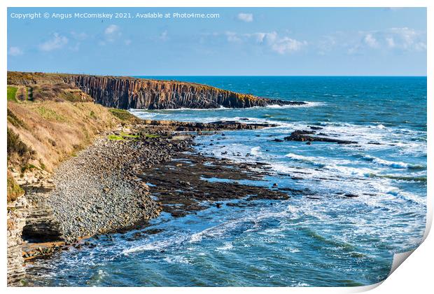 Rocky shoreline at Cullernose Point Northumberland Print by Angus McComiskey