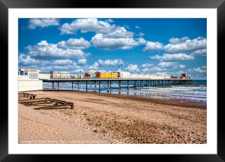Red Sands of Paignton Framed Mounted Print by Roger Mechan