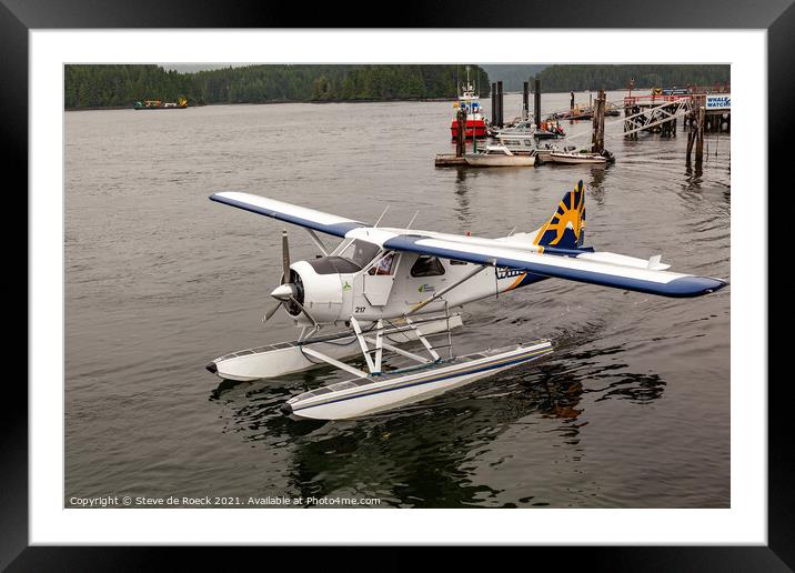 De Havilland Beaver Floatplane Taxiing Framed Mounted Print by Steve de Roeck