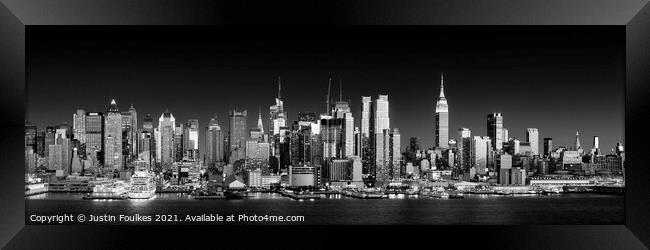 Mid Manhattan skyline Panorama, New York Framed Print by Justin Foulkes