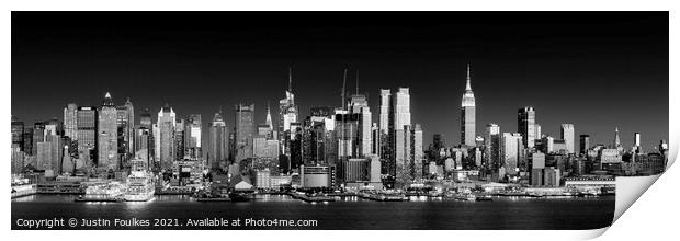 Mid Manhattan skyline Panorama, New York Print by Justin Foulkes