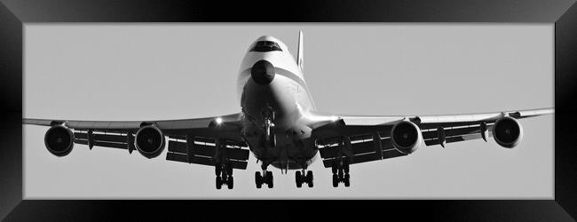 Boeing747 nose-on Framed Print by Allan Durward Photography