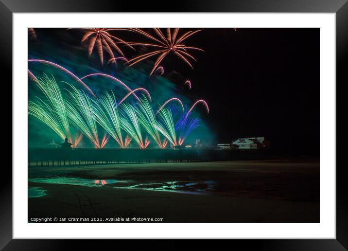 World Championship Fireworks over Blackpool North  Framed Mounted Print by Ian Cramman