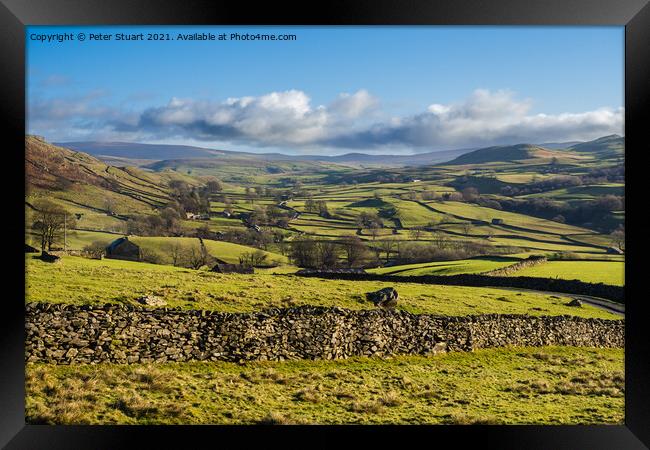 Norber Eratics around Austwick in Craven in  the Yorkshire Dales Framed Print by Peter Stuart