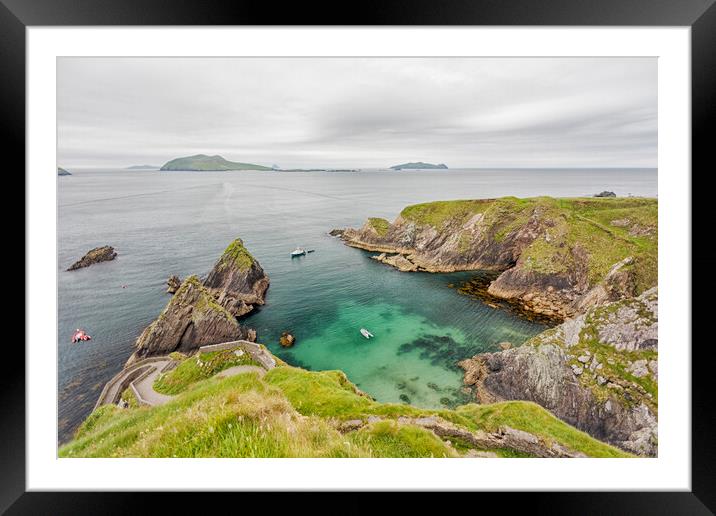 Slea Head. Framed Mounted Print by Mark Godden