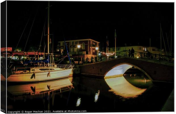 Night Romance in Port Grimaud Canvas Print by Roger Mechan