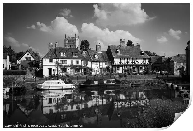 Tewkesbury, idyllic riverside cottages Print by Chris Rose