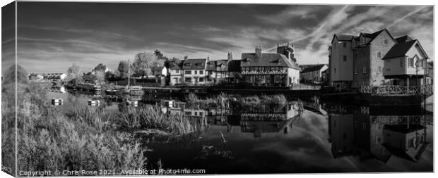 Tewkesbury, idyllic riverside cottages Canvas Print by Chris Rose