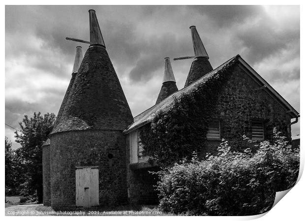 Traditional converted Oast Houses near Ightham Mote, Ivy Hatch,  Print by johnseanphotography 