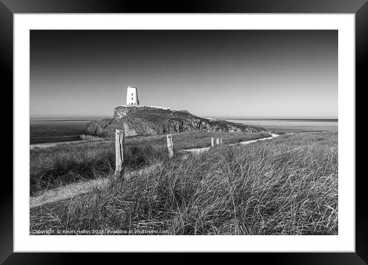 Tyr Mawr lighthouse Framed Mounted Print by Kevin Hellon