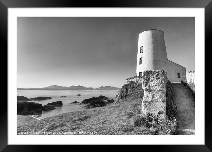Tyr Mawr lighthouse  Framed Mounted Print by Kevin Hellon