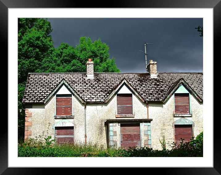 Abandoned house under black clouds Framed Mounted Print by Stephanie Moore