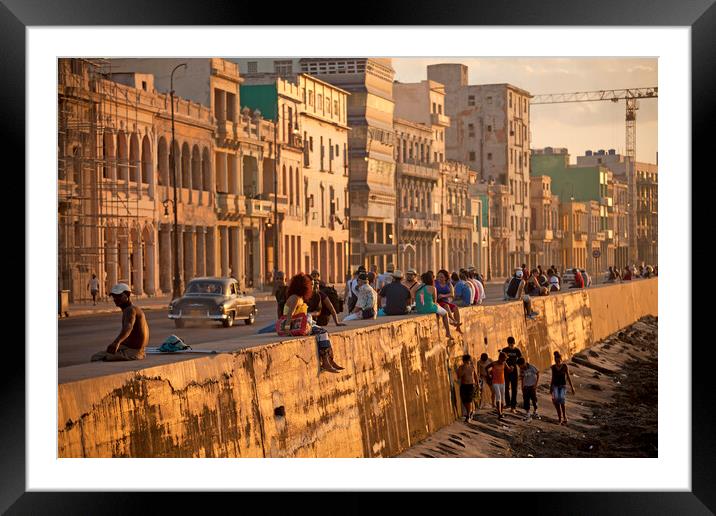 Malecon, Havana Framed Mounted Print by peter schickert