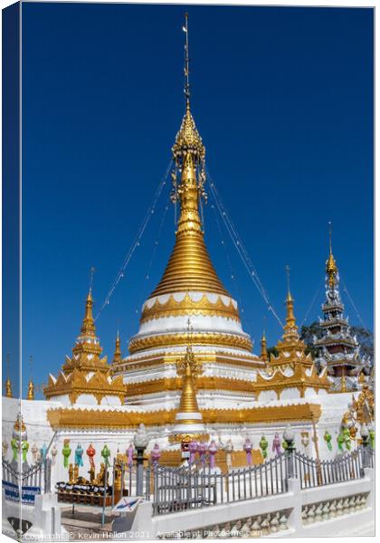 Stupa, Wat Chong Khlang Canvas Print by Kevin Hellon