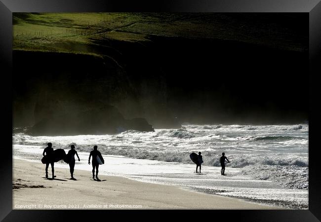 Holywell Bay Silver Sea Silhouettes. Framed Print by Roy Curtis