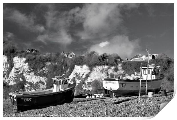 Black and white fishing boats at Beer in Devon Print by Les Schofield