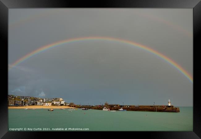 Rainbow over St. Ives Harbour Framed Print by Roy Curtis