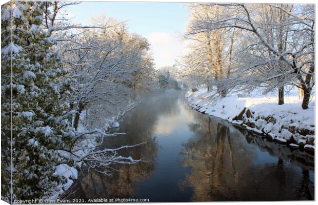 Winter morning. Canvas Print by Glyn Evans