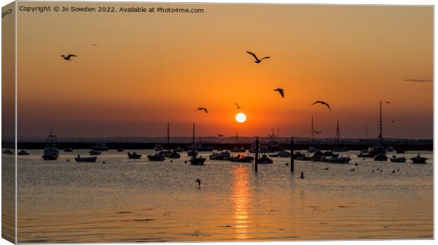 Sunset in West Mersea Canvas Print by Jo Sowden