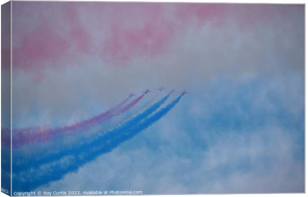 Red Arrows Heading Back Into the Smoke Canvas Print by Roy Curtis