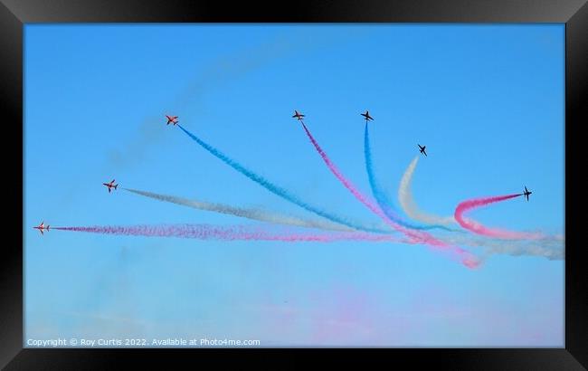 The Red Arrows  Framed Print by Roy Curtis