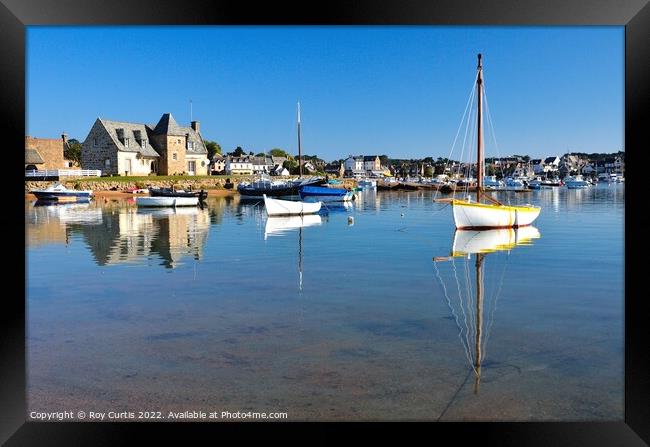 Ploumanach Harbour Reflections Framed Print by Roy Curtis