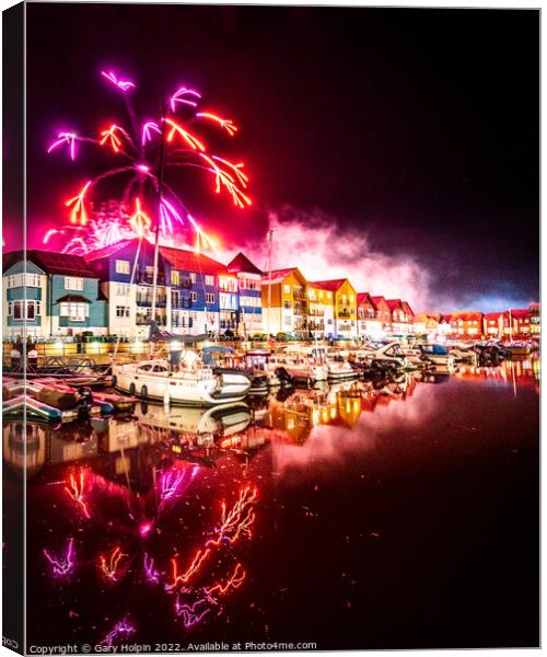 Fireworks over Exmouth Harbour Canvas Print by Gary Holpin