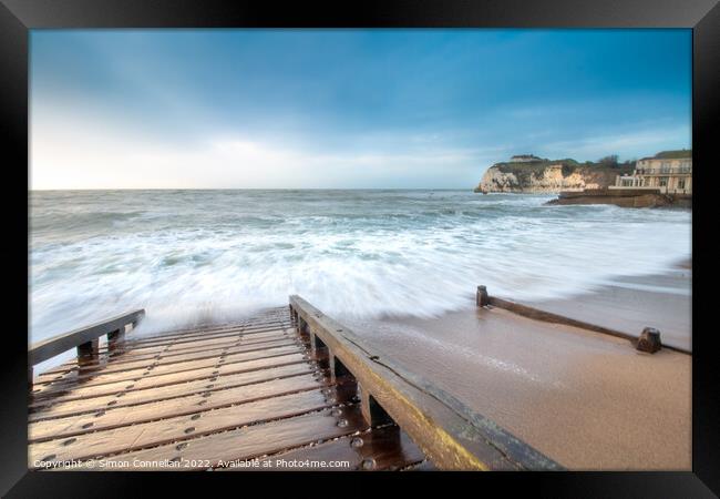 Waves over Freshwater Bay Framed Print by Simon Connellan