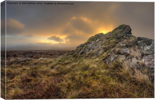 Sunrise Rock, Western Beacons near Llyn y Fan Fawr Canvas Print by Neil Holman