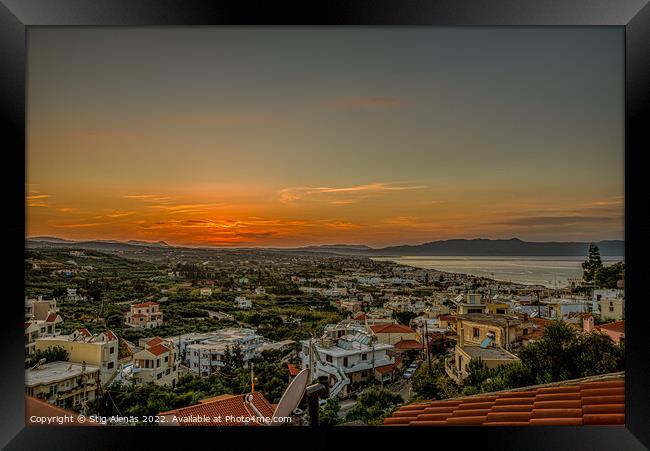 sunset over Platanias bay from a high viewpoint Framed Print by Stig Alenäs