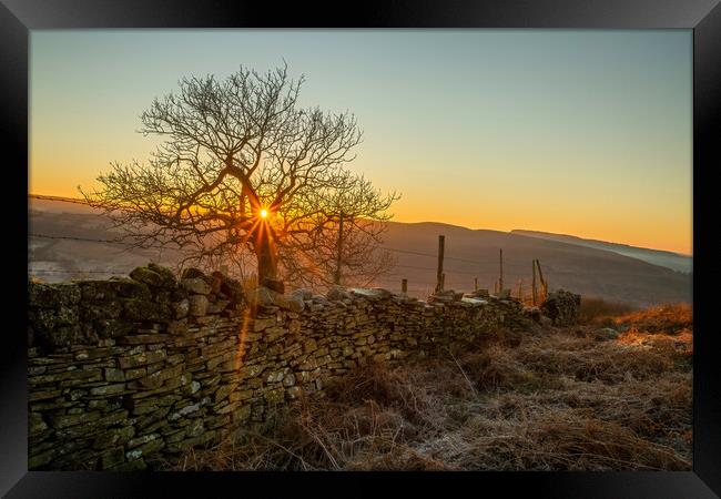 Sunrise on Gwrhyd mountain Framed Print by Leighton Collins