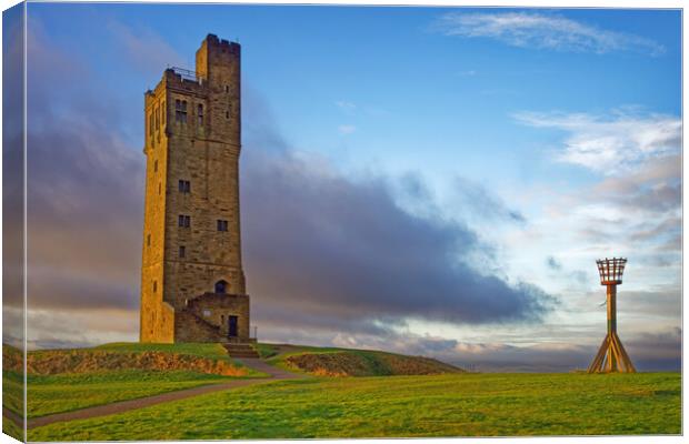 Victoria Tower and Millennium Beacon, Castle Hill Canvas Print by Darren Galpin