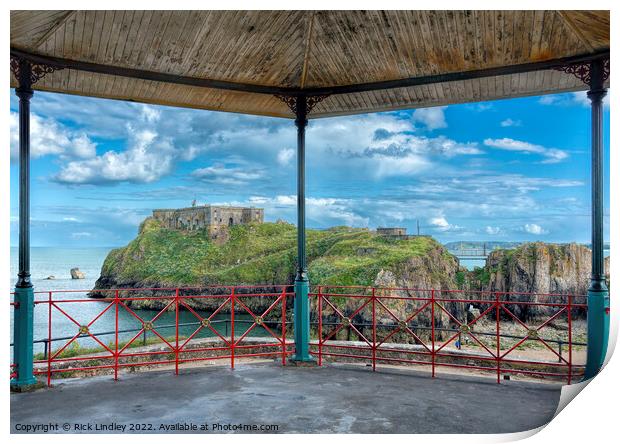 St Catherine's Island Tenby Print by Rick Lindley