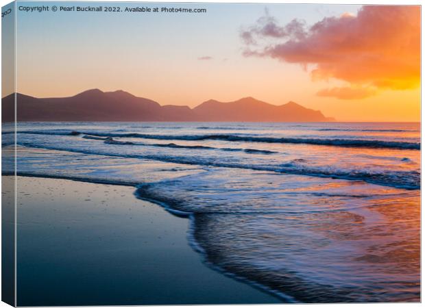 Magical Sunset at Dinas Dinlle Beach Seascape Canvas Print by Pearl Bucknall