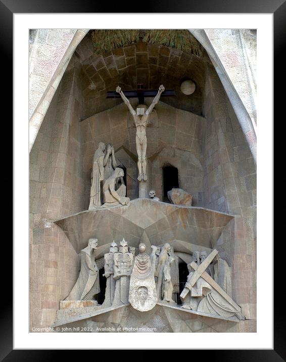 La Sagrada Familia, Barcelona. Framed Mounted Print by john hill