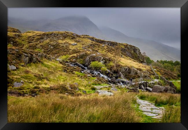 Snowdonia National Park Framed Print by chris smith