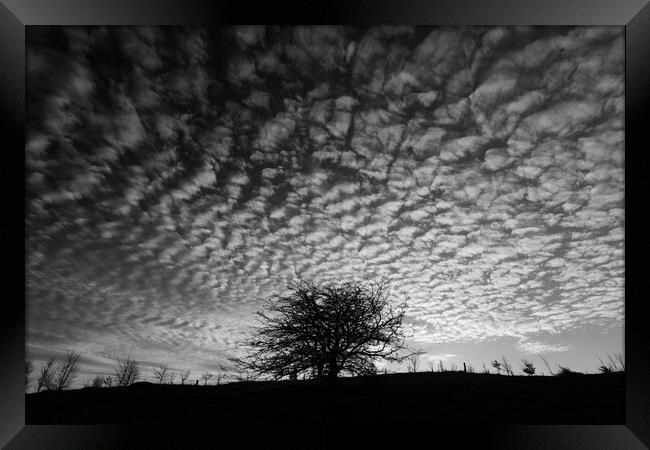 Sky cloud Framed Print by Simon Johnson