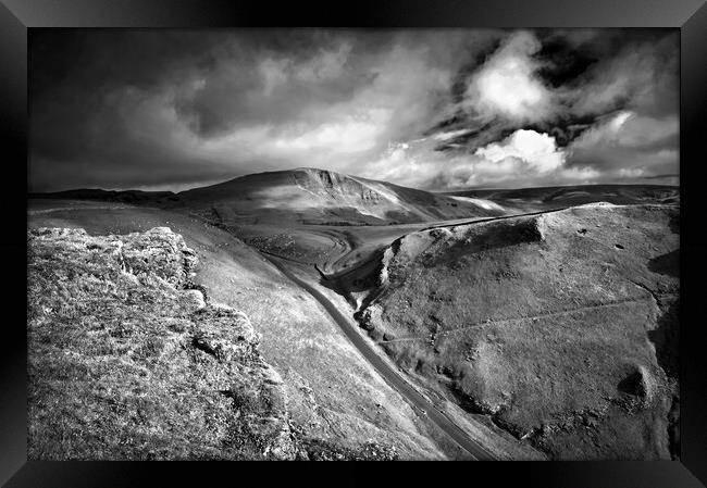 Winnats Pass & Mam Tor   Framed Print by Darren Galpin