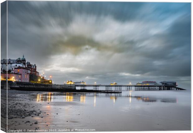 A Winters Evening on Cromer Pier Canvas Print by Terry Newman