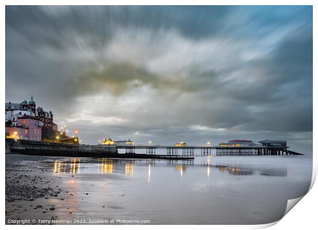 A Winters Evening on Cromer Pier Print by Terry Newman