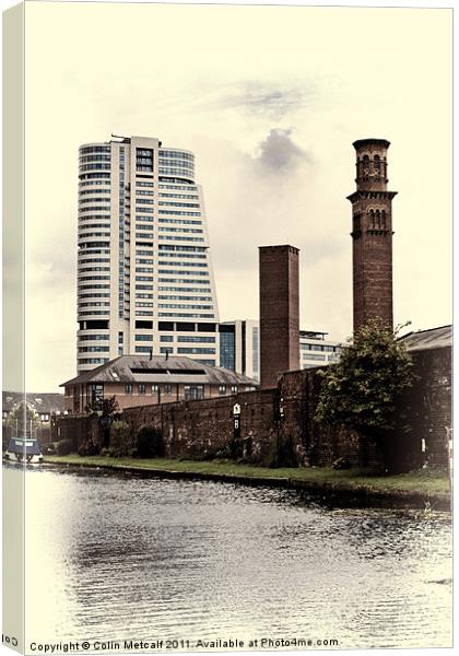 Bridgewater Place, Leeds. Canvas Print by Colin Metcalf