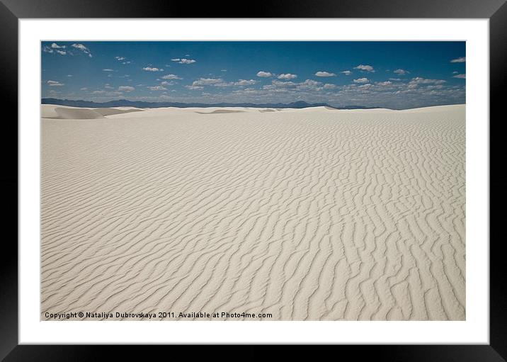 White sand dune in a national park in New Mexico Framed Mounted Print by Nataliya Dubrovskaya