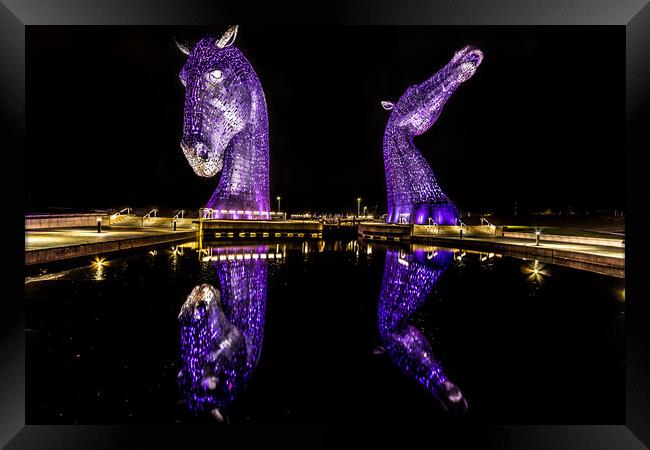 The Kelpies Framed Print by chris smith