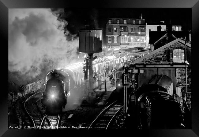Steam Train at Swanage Station Framed Print by Stuart Wyatt